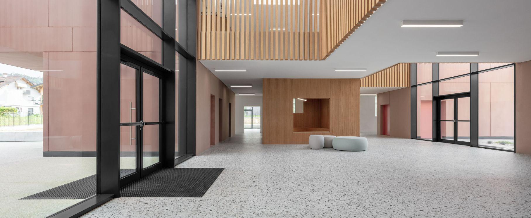 Nuova Scuola Secondaria di 1° grado a Puos d'Alpago | Casalgrande Padana Nuova Scuola Secondaria di 1° grado a Puos d'Alpago | Casalgrande Padana