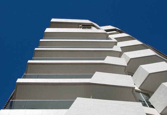 Daniel Libeskind progetta City Life: decostruire le forme per creare la (verde) città del domani | Casalgrande Padana
