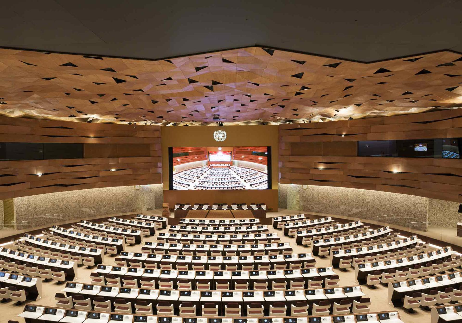 Sala XIX delle Nazioni Unite | Casalgrande Padana