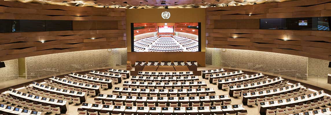 The splendid porcelain stoneware geometries of Casalgrande Padana embellish the offices of the United Nations in Geneva