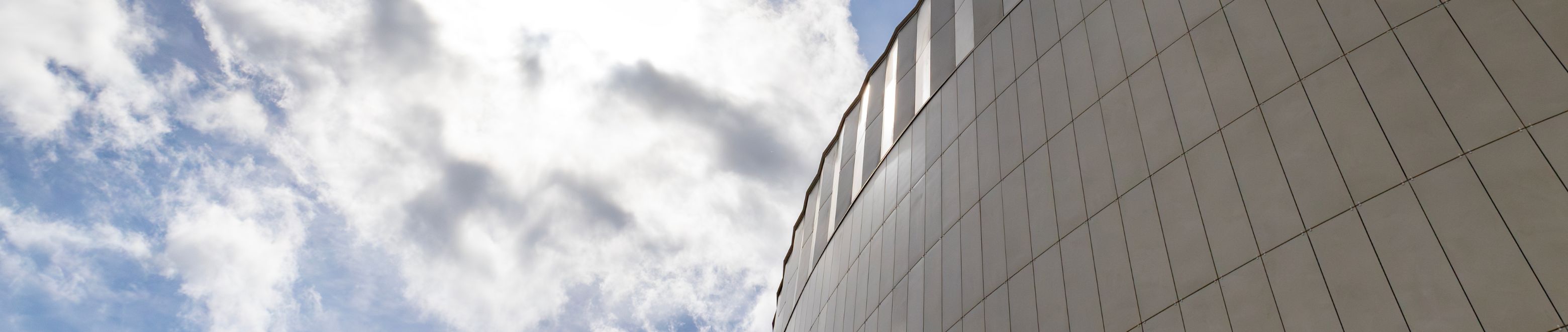 Regina Pacis Church: an example of porcelain stoneware façade cladding