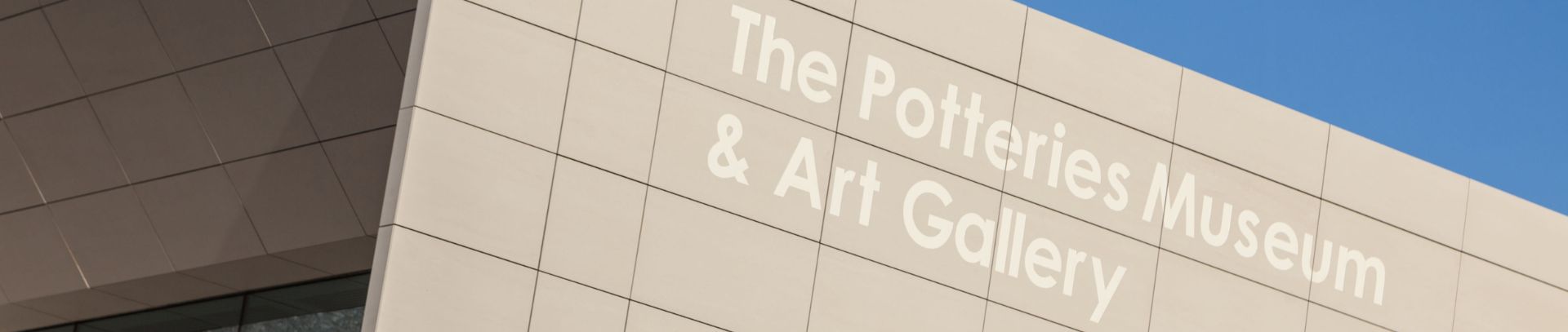 The Potteries Museum and Art Gallery: façade cladding in porcelain stoneware