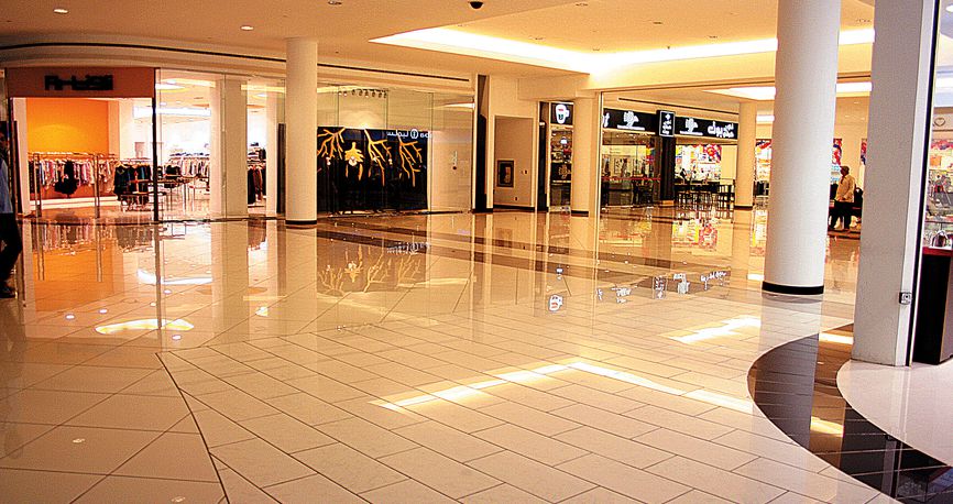Centro Commerciale "Granada Mall" Centro Commerciale "Granada Mall"