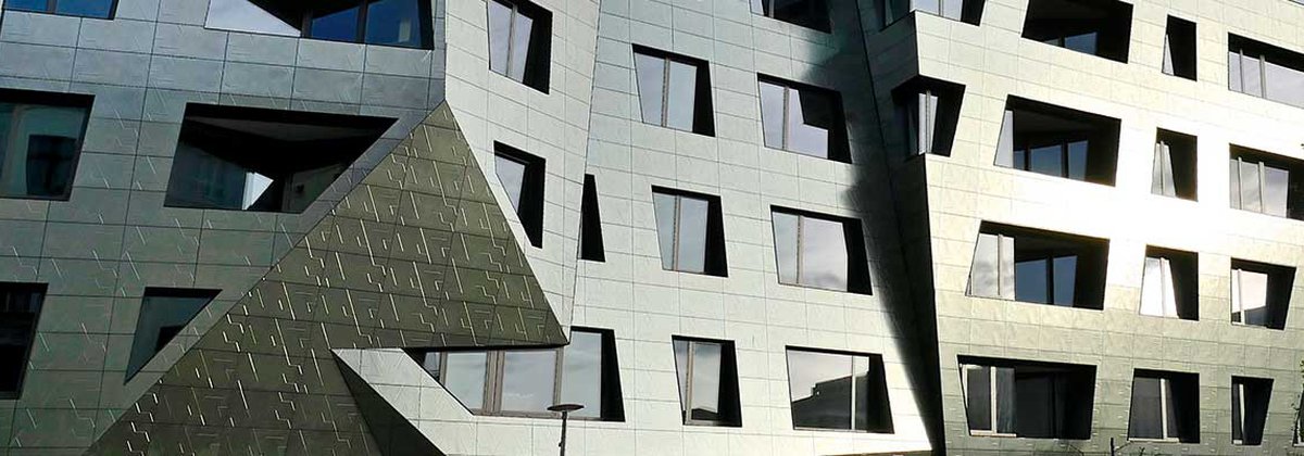 Un’altra importante collaborazione tra Casalgrande Padana e Daniel Libeskind: complesso residenziale Sapphire Un’altra importante collaborazione tra Casalgrande Padana e Daniel Libeskind: complesso residenziale Sapphire